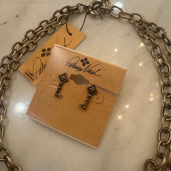 NWT Patricia Nash World Coin Necklace and Key Std earrings set - Picture 4 of 9